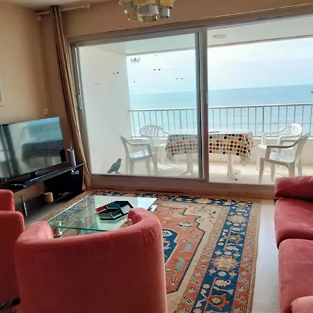 Apartamento T3 Avec Terrasse Centre - Fr-1-331-33 *